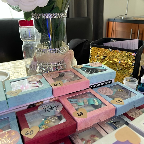 Press on nails hand made by me❤️ - Picture 3 of 3